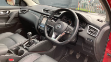 Nissan Qashqai 1.6 DiG-T Tekna 5dr Petrol Hatchback